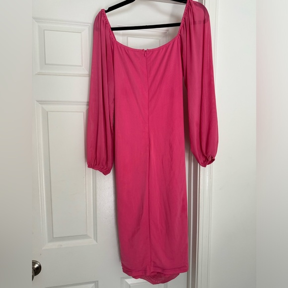 Beautiful PINK body con Midi Dress M/L - Picture 8 of 10